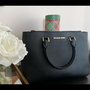 Michael Kors black bag